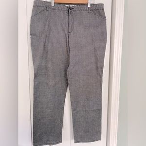 Lee All Day Pant size 16 short